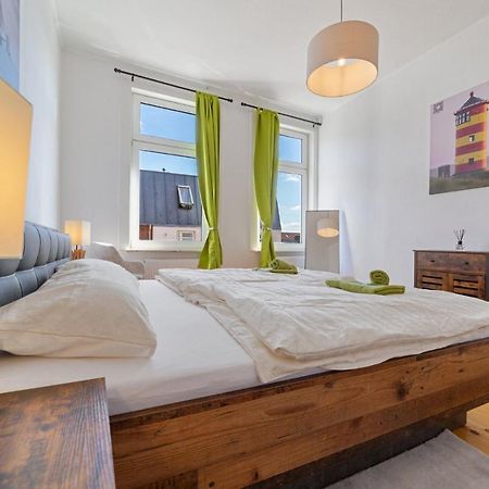 Infinity Stay: Bis Zu 6 Personen Zentrumsnah Wassernah Netflix Wilhelmshaven Dış mekan fotoğraf