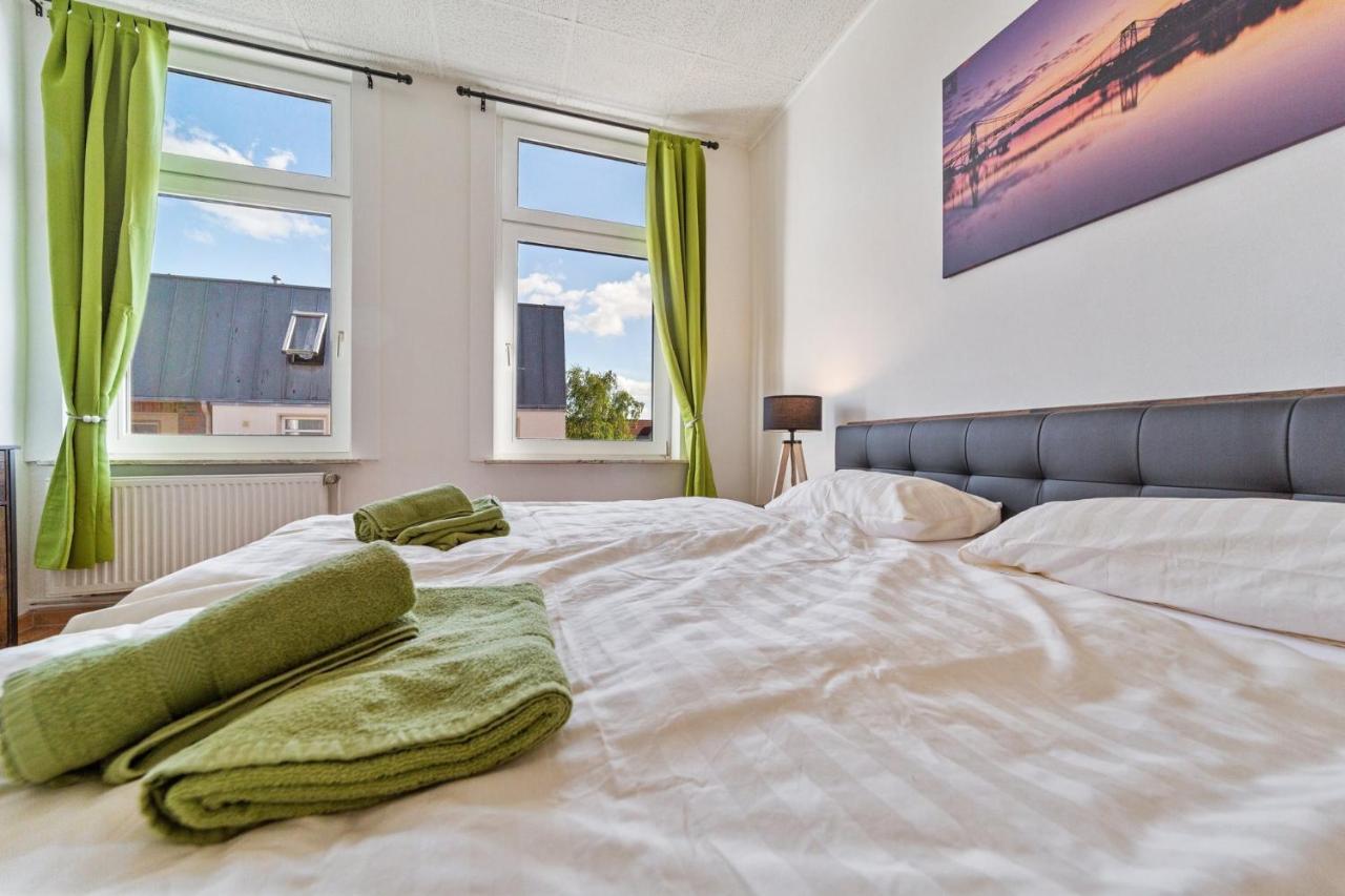 Infinity Stay: Bis Zu 6 Personen Zentrumsnah Wassernah Netflix Wilhelmshaven Dış mekan fotoğraf